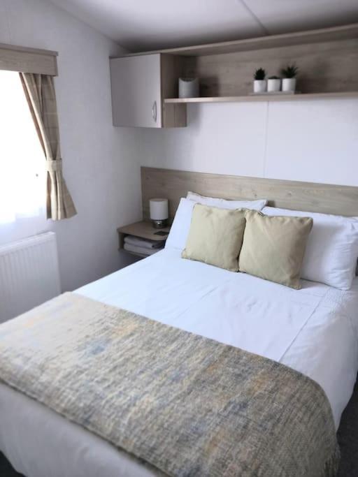 Sea Breeze, Modern, Cosy Holiday Home Haverigg Buitenkant foto